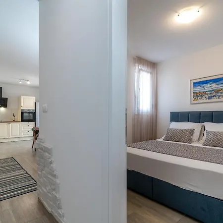 Liam Lägenhet Trogir