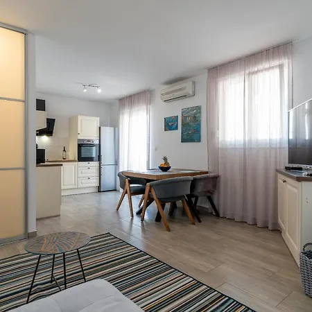 아파트 Liam